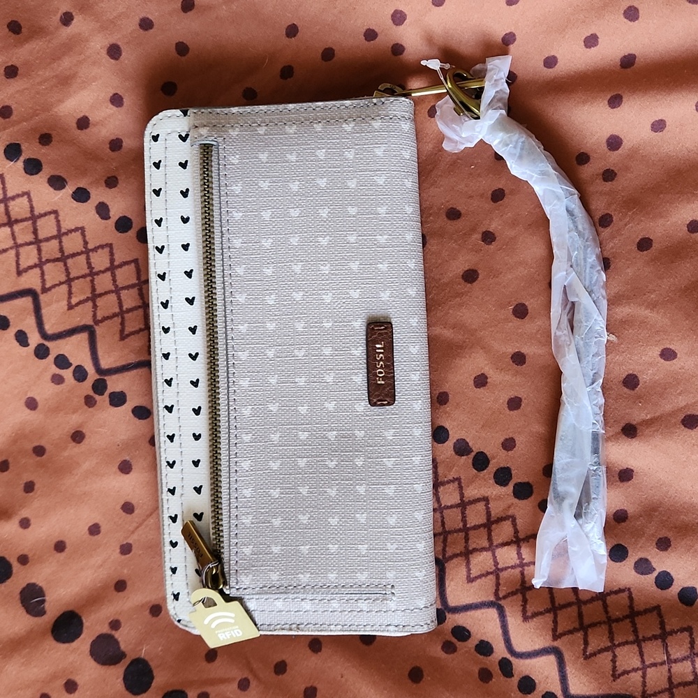 Fossil wallet